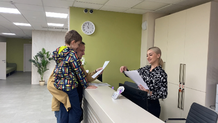 Стойка администратора клиники Тубер